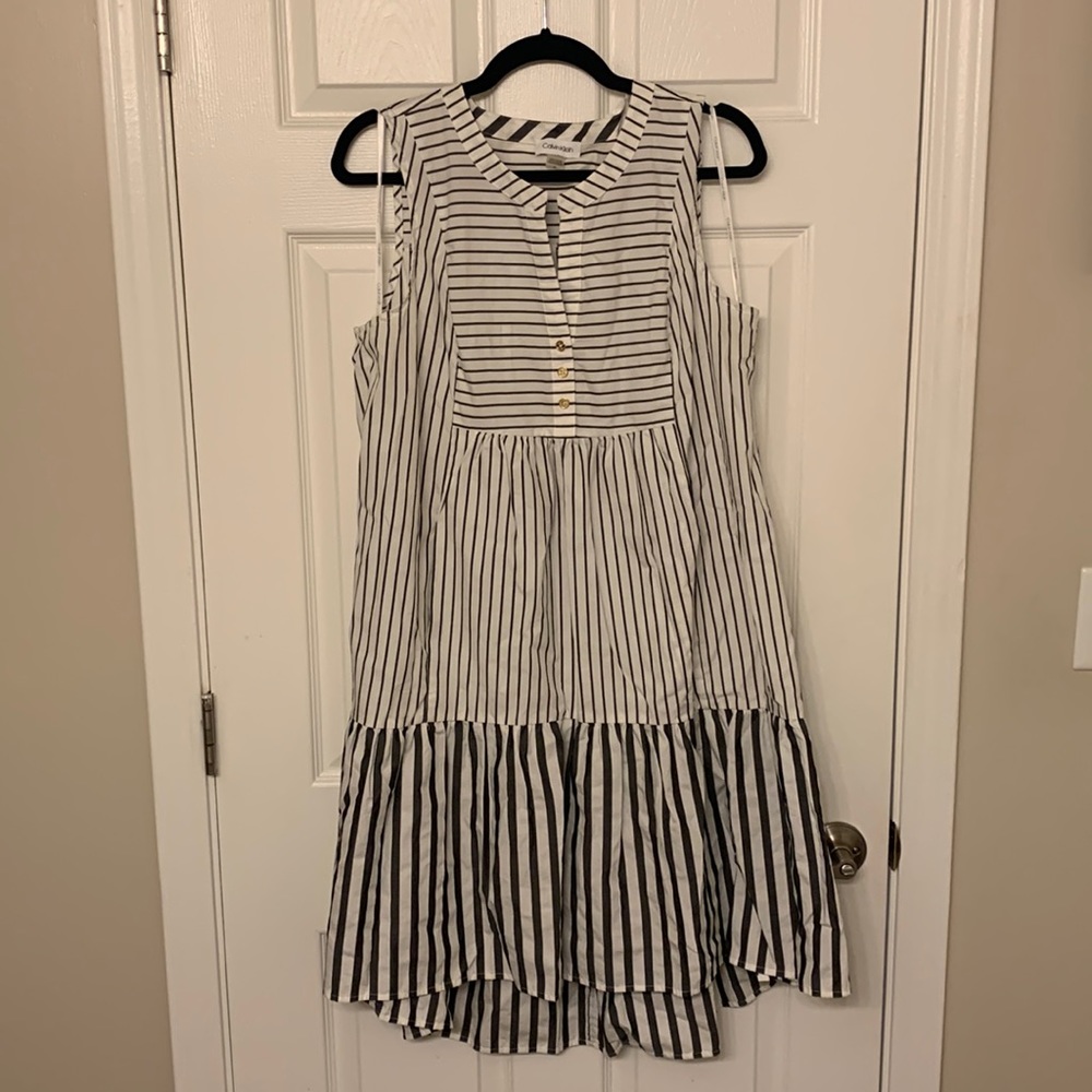 Calvin Klein - size 14 - sleeveless summer dress with gold buttons.